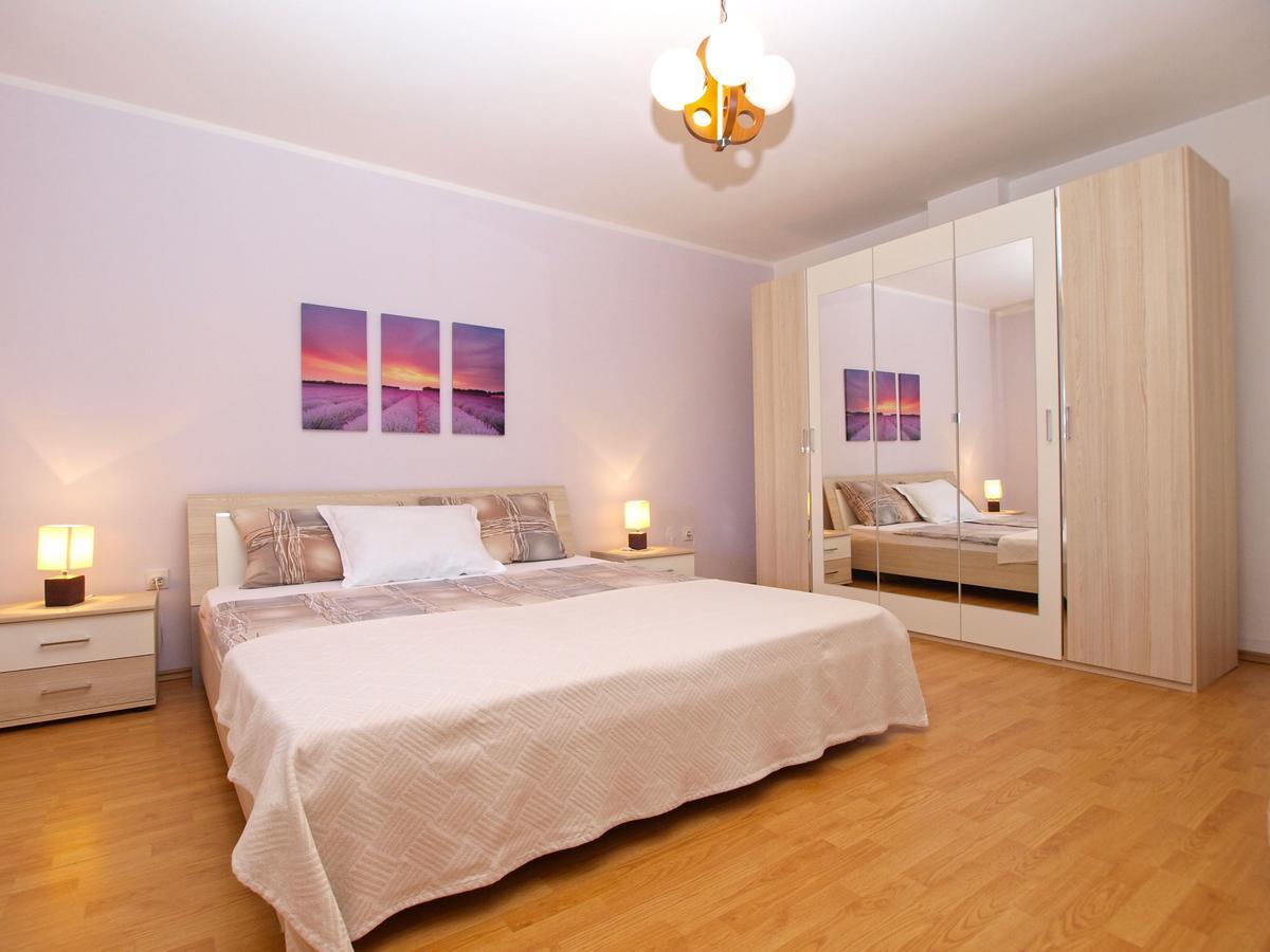 Apartment Nevenka 1482 메덜린 외부 사진