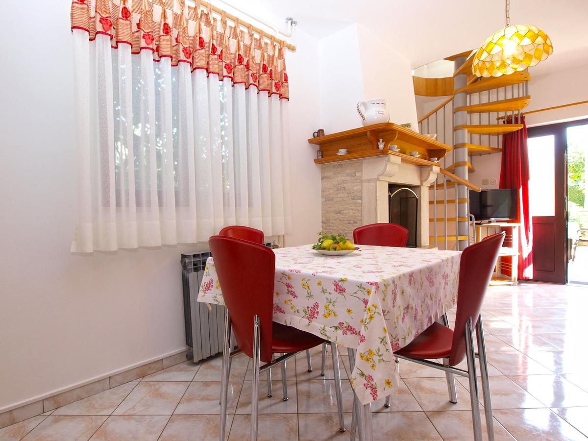 Apartment Nevenka 1482 메덜린 외부 사진