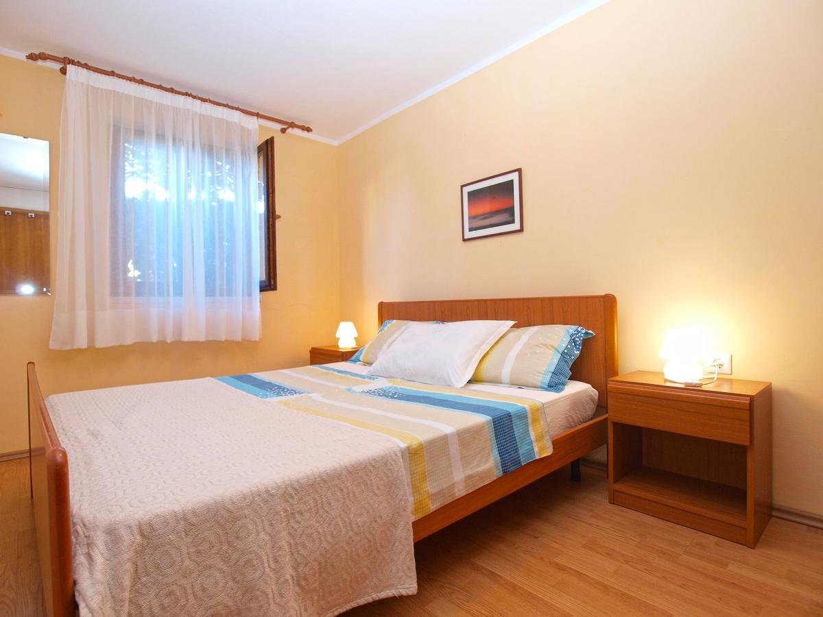 Apartment Nevenka 1482 메덜린 외부 사진