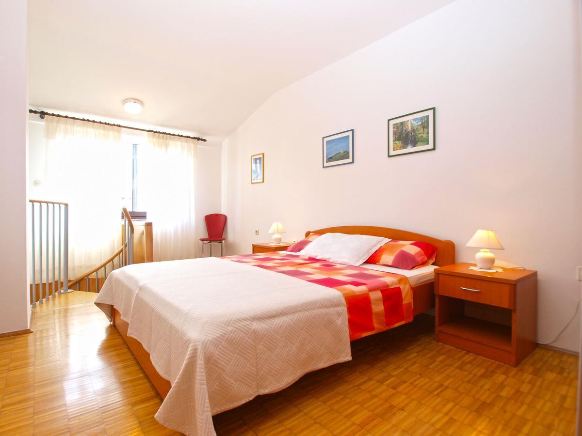 Apartment Nevenka 1482 메덜린 외부 사진