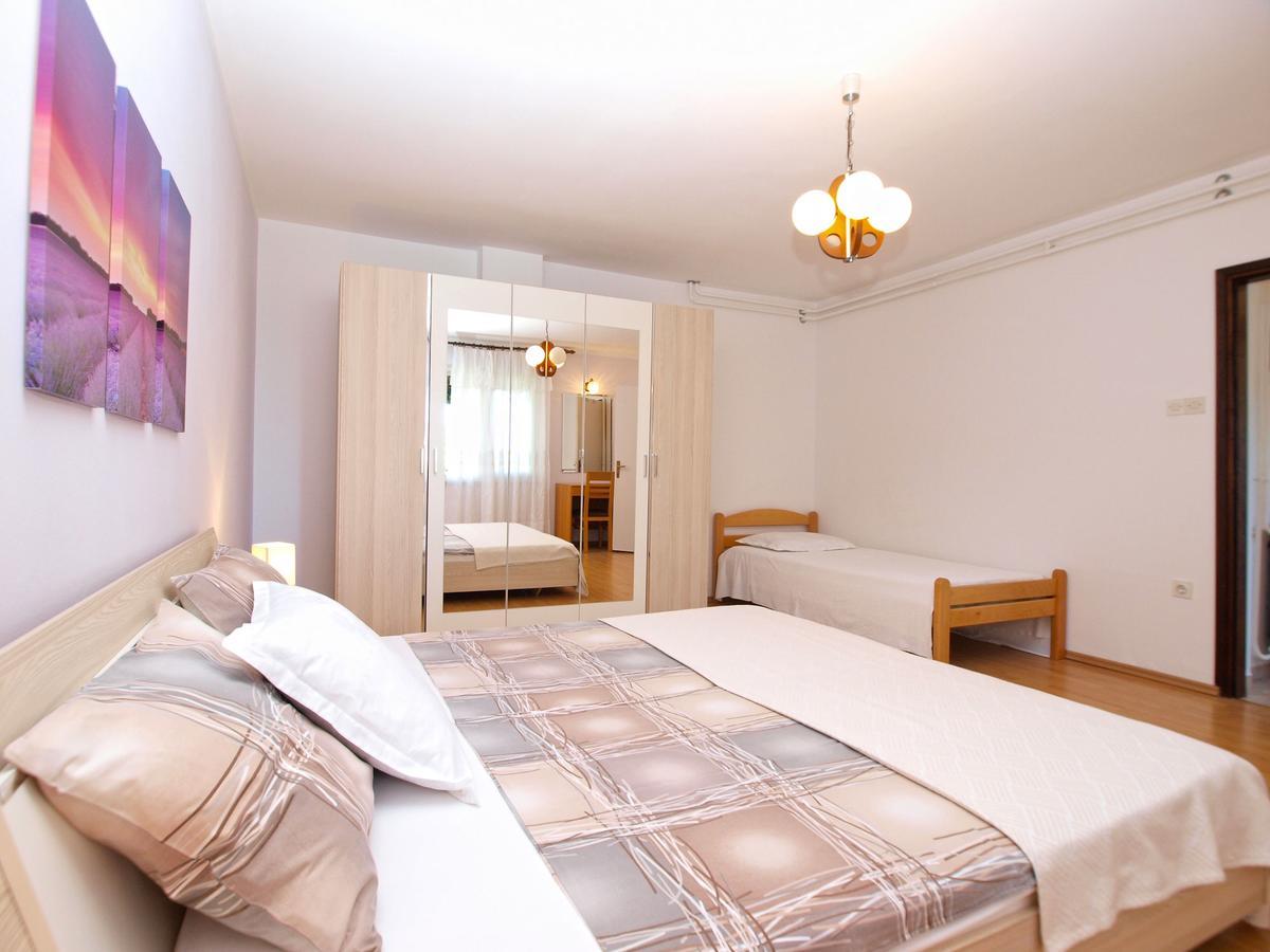 Apartment Nevenka 1482 메덜린 외부 사진